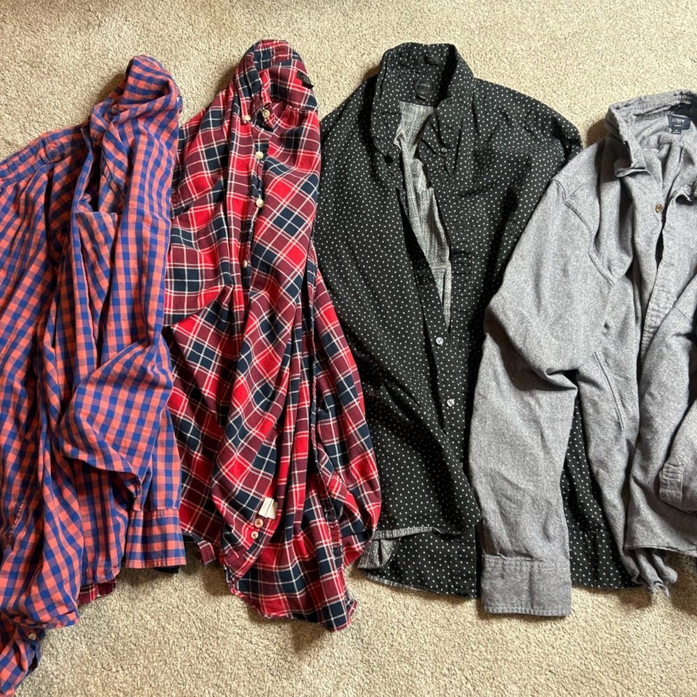 Bundle of 2 (TWO) J. Crew  Men’s Button Down Shirts Size XL (Plaid and Gray)